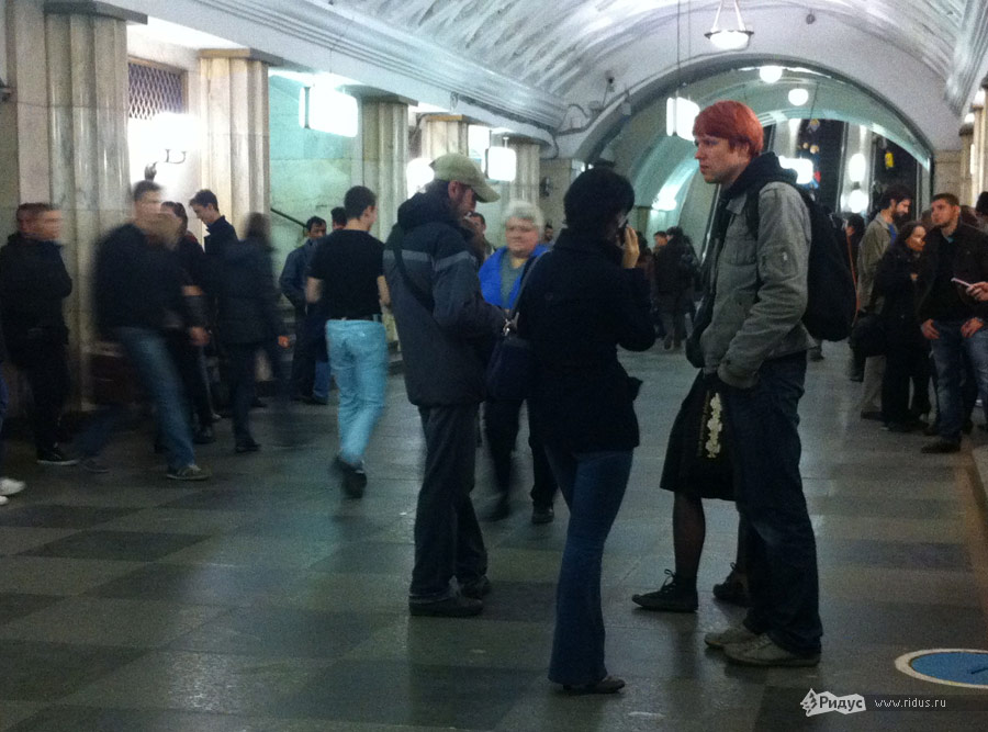 Участники оппозиционной акции на сборе в метро. © Антон Белицкий/Ridus.ru