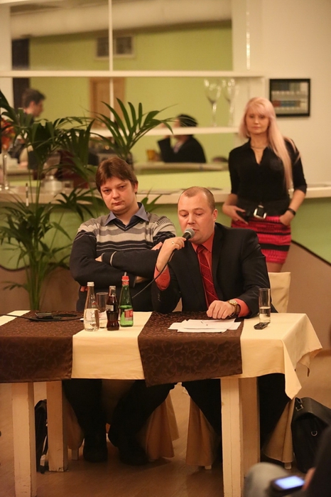 Дебаты в политическом клубе MODUS между Либертарианцами и Левыми. © Алексей Щепин