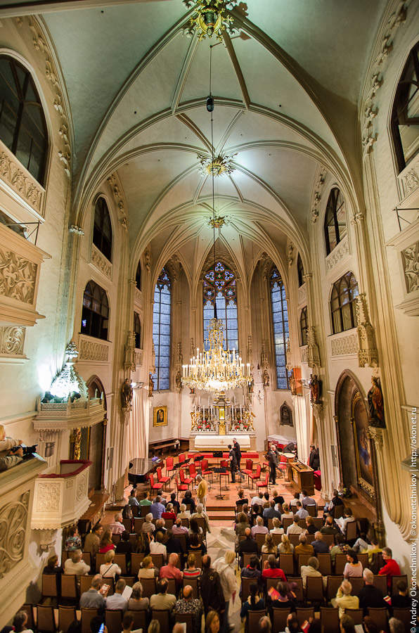 Концерт в одной из церквей