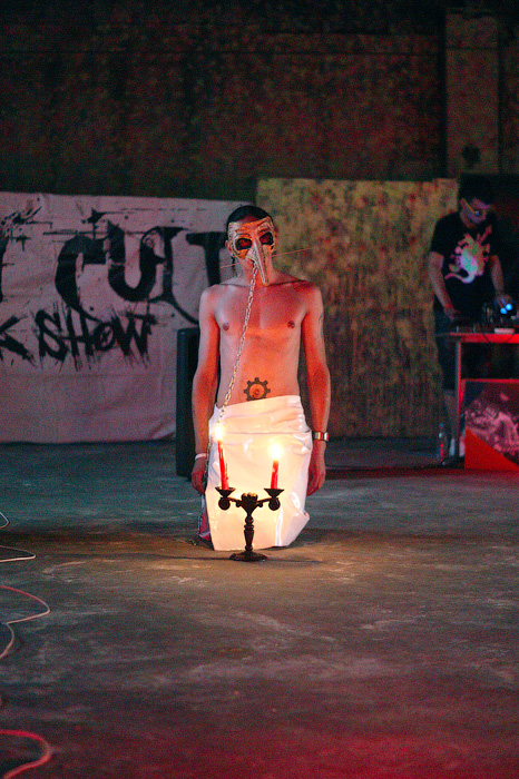 Pain Cult Freak Show © Денис Тараскин/www.luckybystander.lj.ru