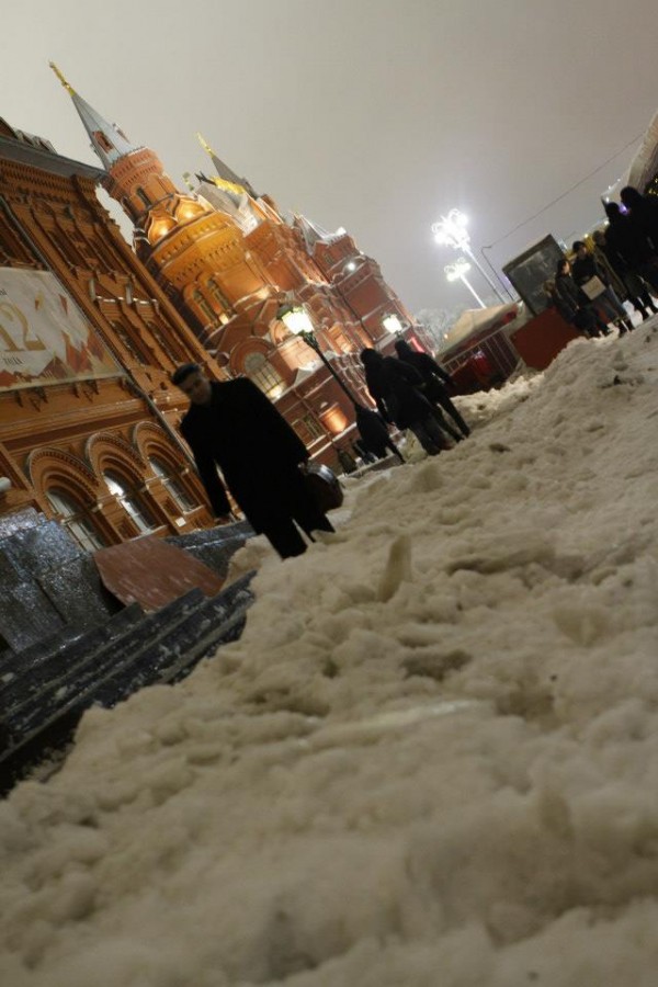 Промокшие ноги иностранцев в России...Или Собянин не обнаружил в Москве заторов из-за снега!