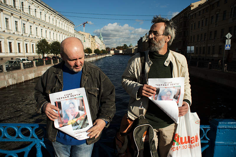 Несогласованная акция оппозиции на Исаакиевской площади собрала трех участников.