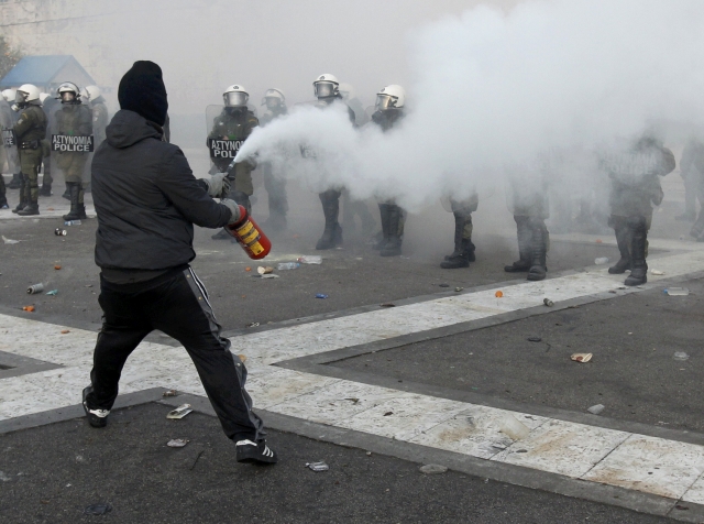 Беспорядки в Греции © Yiorgos Karahalis/REUTERS