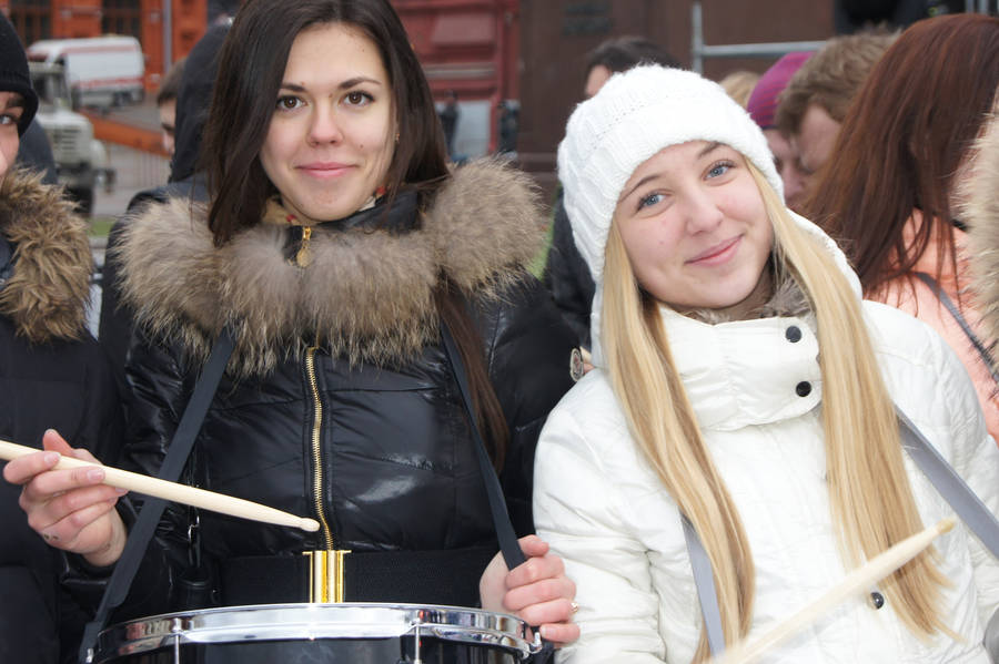 Марш барабанщиков на митинге сторонников Единой России, 12 декабря 2011 года