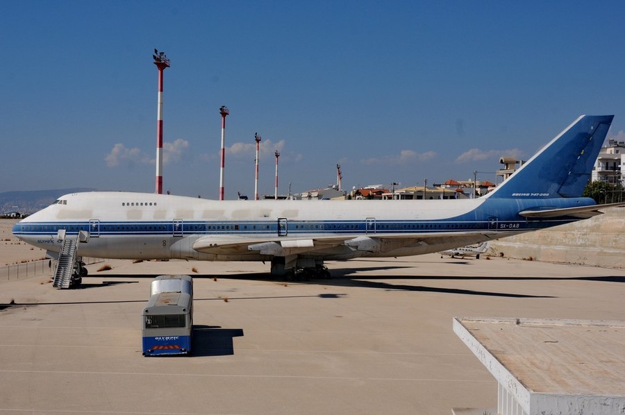 Boeing 747-200 авиакомпании Olympic в афинском заброшенном аэропорту Эллиникон