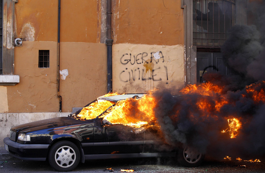 Уличные беспорядки в Риме. © Max Rossi/Reuters