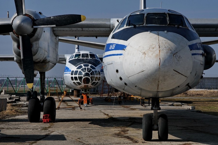 Самолеты Ан-26 и Ан-30 в Государственном музее авиации Украины