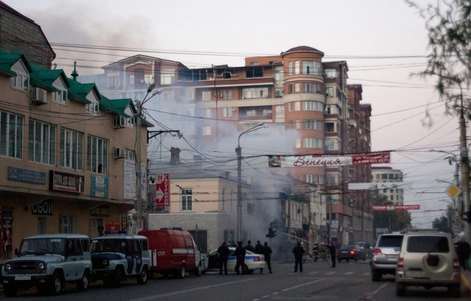 Улица Махачкалы, на которой прогремел взрыв у коньячного магазина в октябре 2013 года.