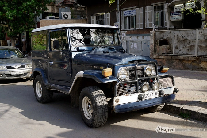 Toyota Land Cruiser 40   1979–82 г.