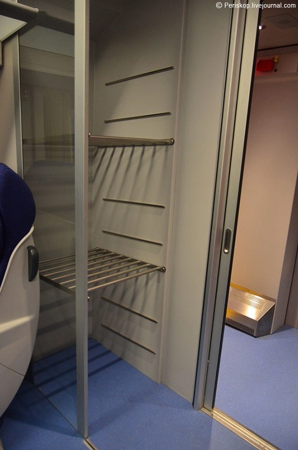 In article 773b526142