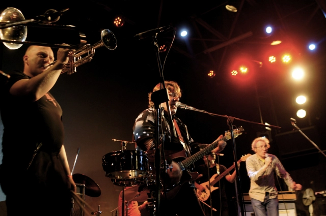 In article 555a23d85d