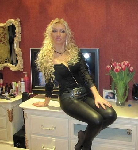 In article 505bd6dc2f