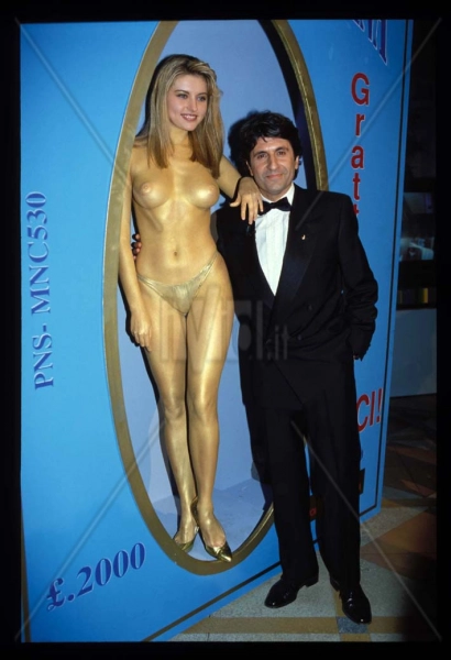 In article b6fbb696cc