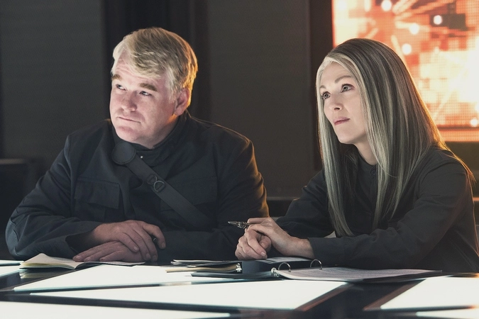 Кадр из фильма «Голодные игры: Сойка-пересмешница. Часть 1» 