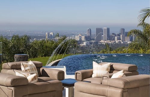 In article 61683032d5