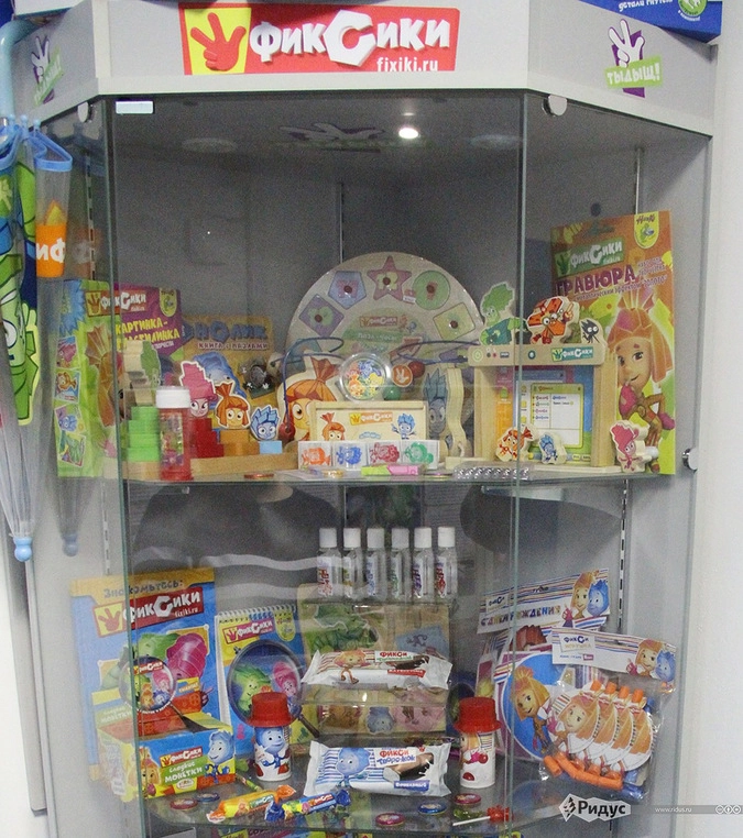 Сегодня «Фиксики» — это не только герои мульсериала, это тысячи различных продуктов — от йогуртов до фламастеров.