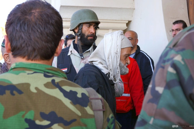 Некоторые старички выглядели более, чем колоритно.