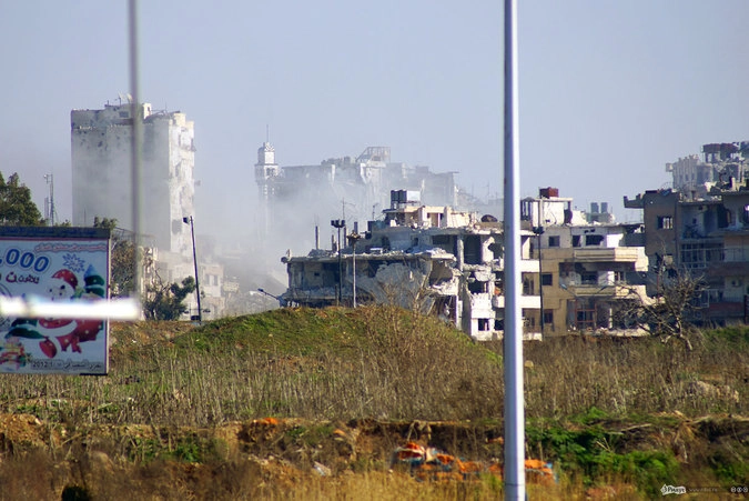 Взрыв внутри бандитского анклава, выданный боевиками за последствия обстрела армией.