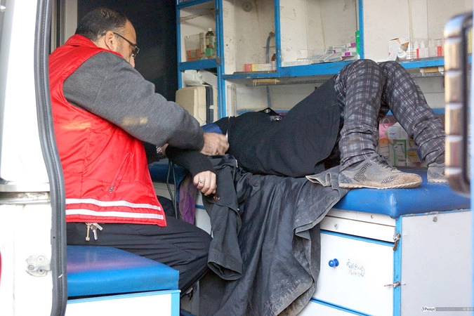 Девушку вынесли на руках. От истщения она не могла ни идти, ни стоять. Ей была моментально оказана медицинская помощь.