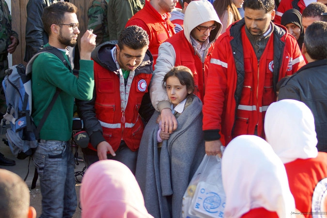 Одна из эвакуированных девочек, получивших возможность жить дальше.