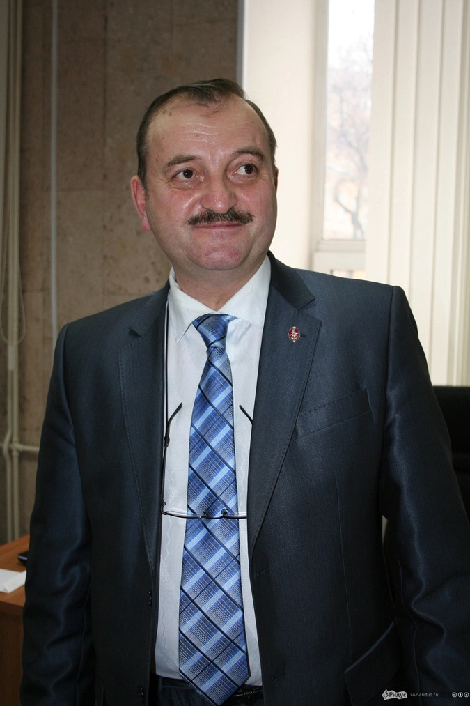 Ольховский Виктор Алексеевич.