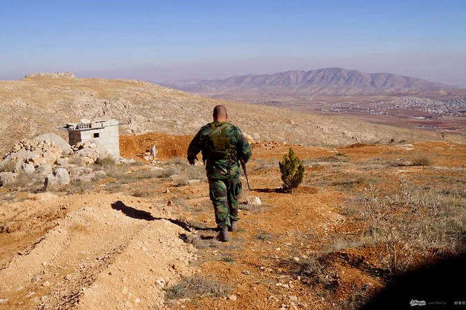 Калямун: идем к огневой точке.