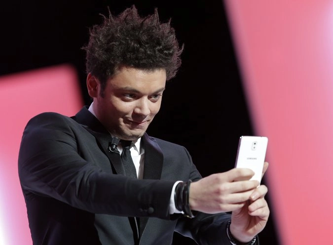 Селфи Кева Адамса