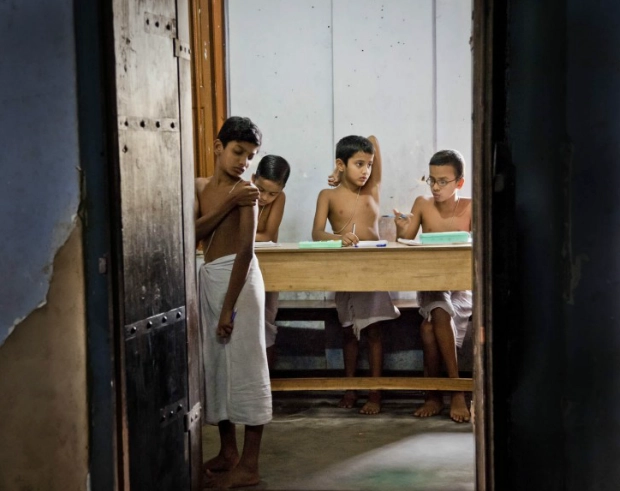 In article 4e52fe9404