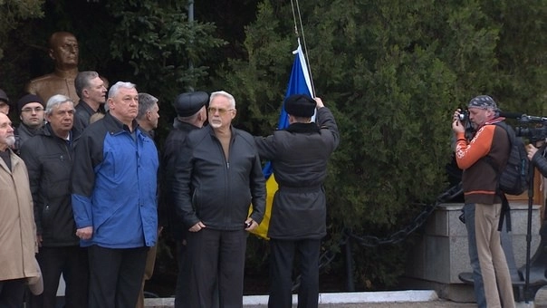 In article fe4d636e76