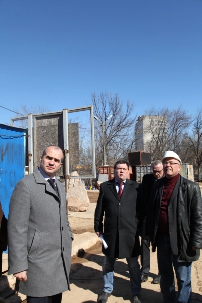 In article 1163194917