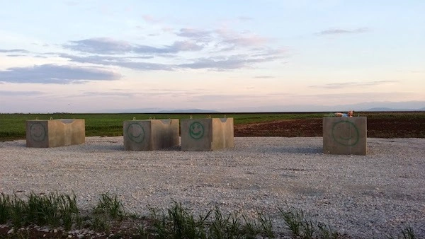 In article 115e85be77