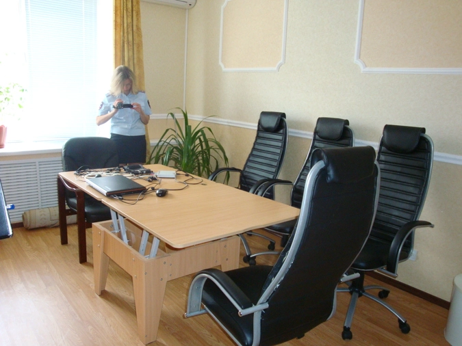 Кабинет психологической разгрузки сотрудников, тут же проходят допросы на полиграфе