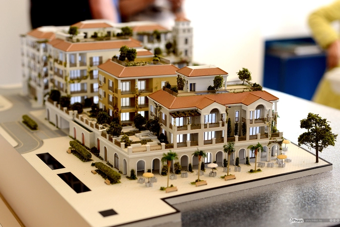 Отель, который скоро достроят, пять звёзд.