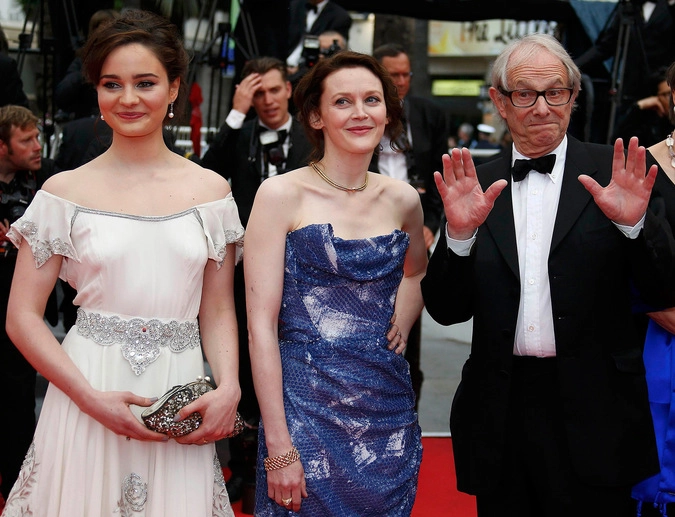 Режиссёр Кен Лоуч и актрисы Симона Кирби и Эйслинг Франсиози.