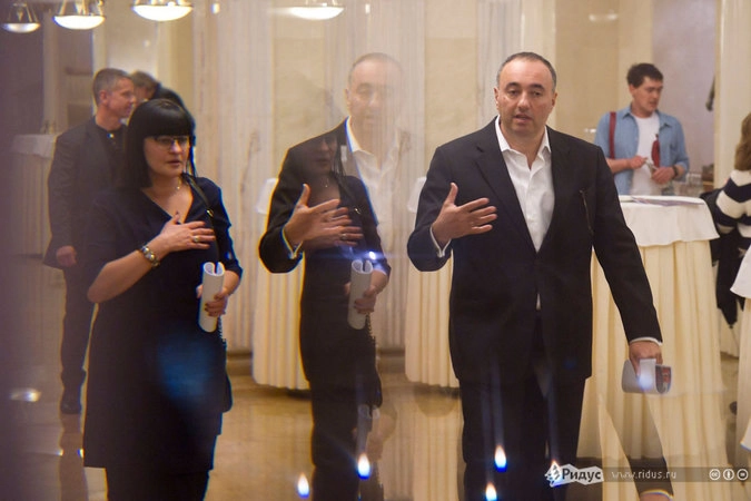 Программный директор ОРКФ «Кинотавр» Ситора Алиева и президент ОРКФ «Кинотавр» Александр Роднянский.