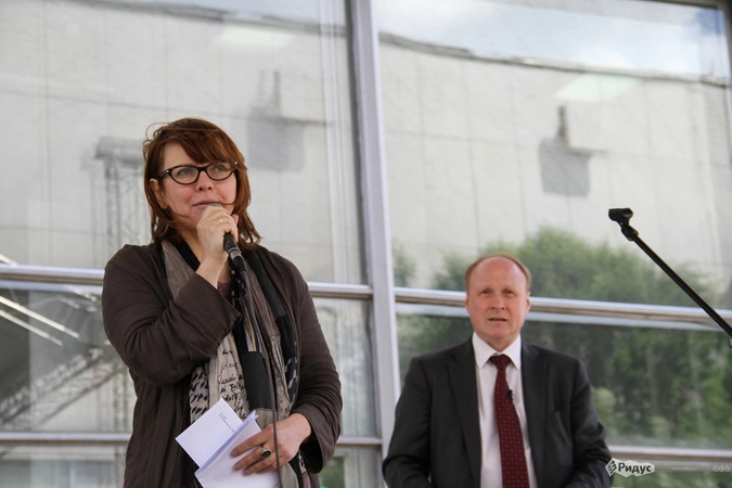 Фекла и Владимир Толстые на презентации проекта "Анна Каренина. Мировое чтение"