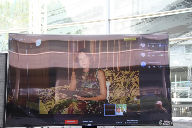 Актриса Ольга Зайцева читает отрывок черновика "Анны Карениной"