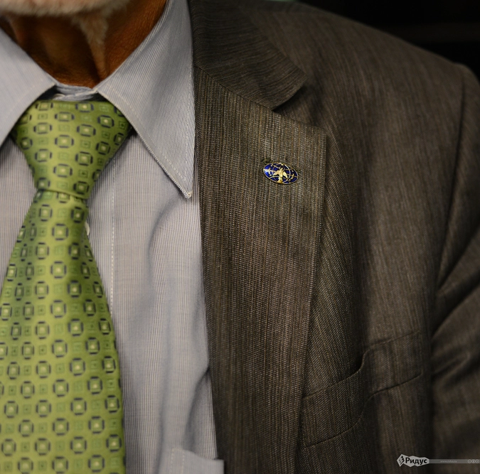 Значок «Добрый ангел мира».