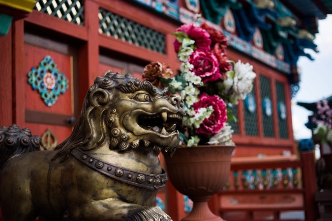 Элемент архитектуры дацана.