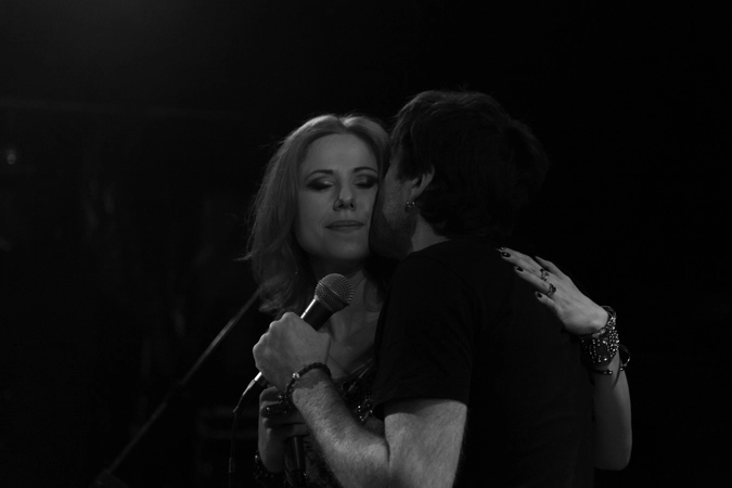 Максим Покровский поздравляет Юту