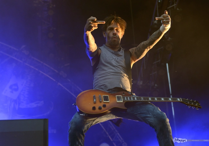 Роб Холлидей 