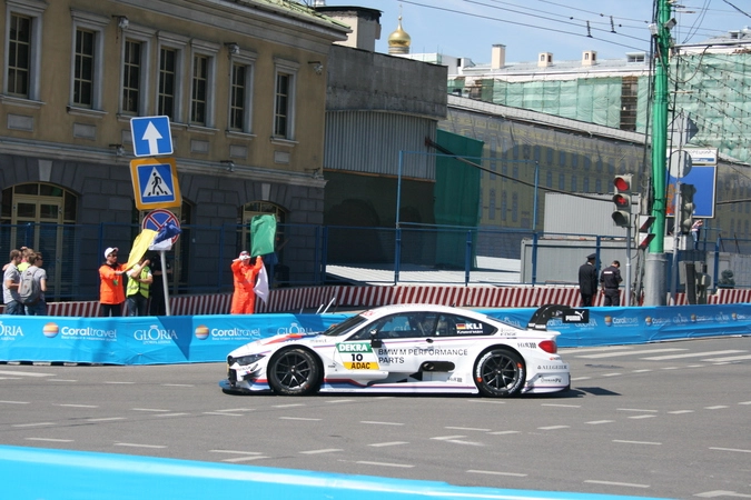 С отличной серией выступили команды Audi, BMW и Mercedes-Benz из серии DTM (самый популярный кузовный чемпионат) и российская дрифт-серия. 