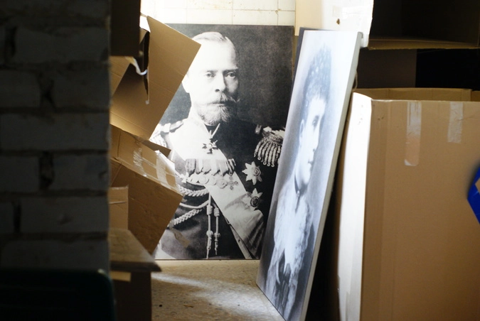 Комната реставрации дворца.