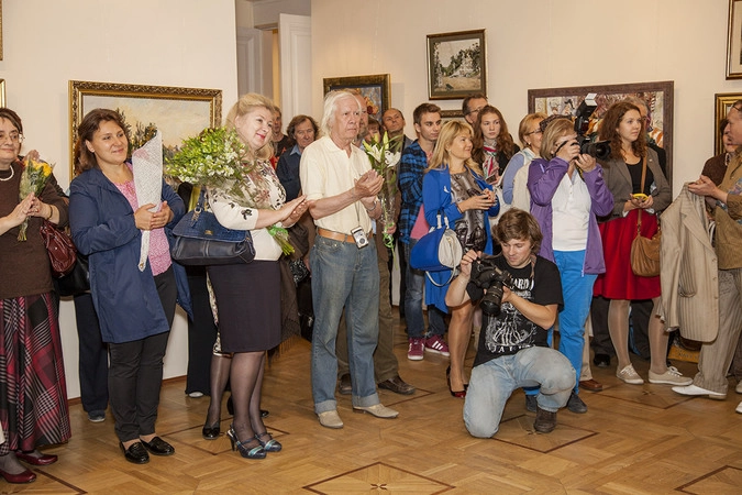 Гости на официальном открытии выставки