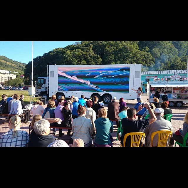 In article b3fba5be26