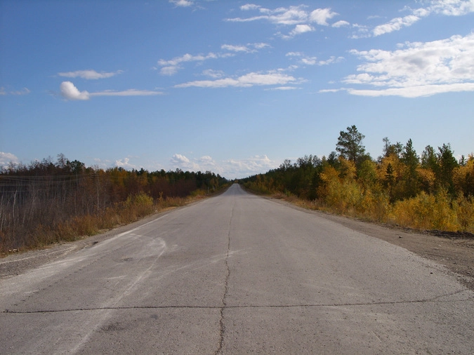 Дорога в окрестностях Нижнего Бестяха.
