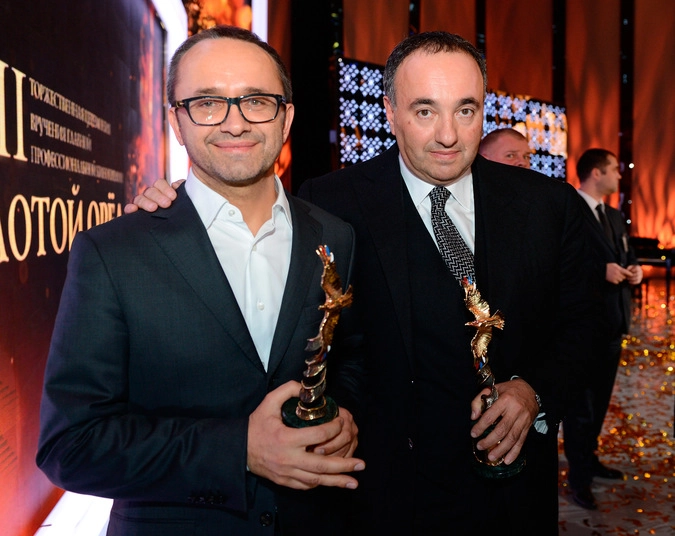  Режиссёр Андрей Звягинцев и продюсер Александр Роднянский на XIII торжественной церемонии вручения Национальной премии в области кинематографии "Золотой орёл".