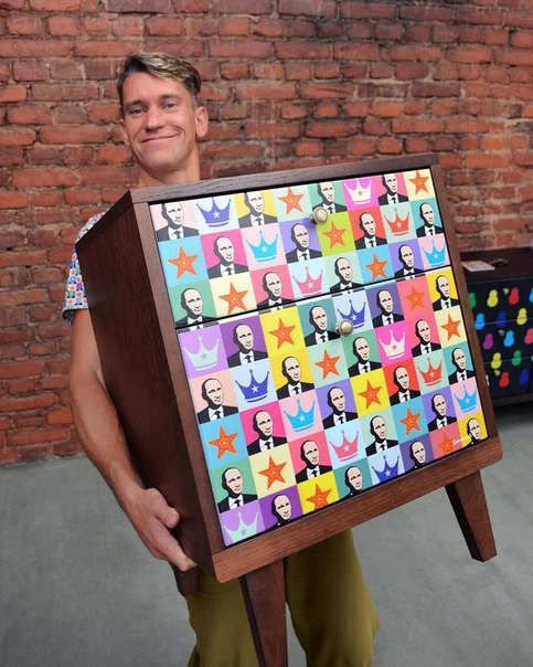 In article 815755e9af