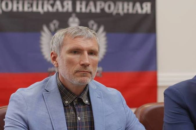 In article 745d16e2a5