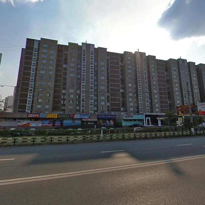 Дом, в котором проживает Некрасов